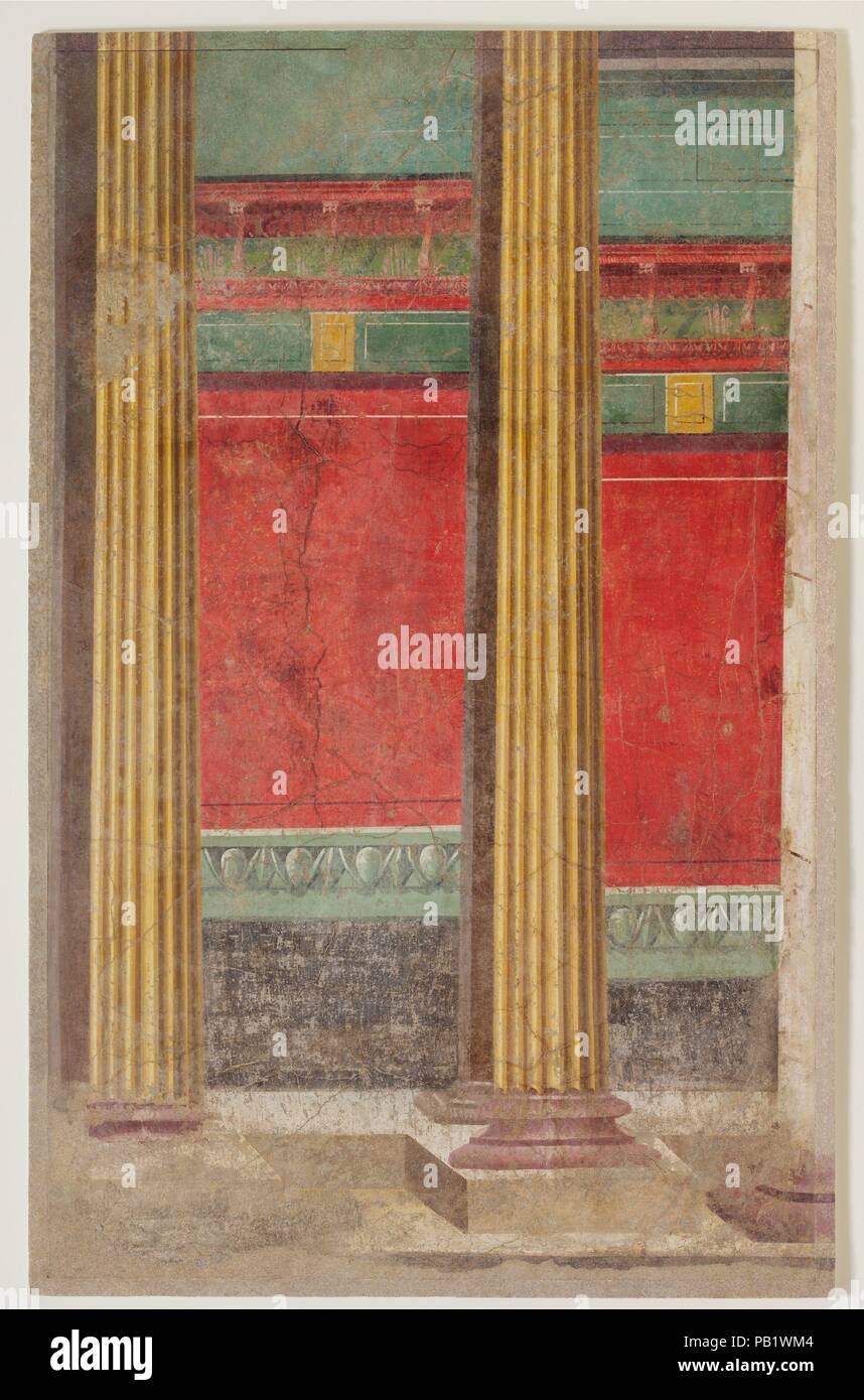 Pittura murale da camera F della villa di P. Fannius Synistor a Boscoreale. Cultura: Romano. Dimensioni: H. 60-1/2' (153,7 cm.) larghezza 37" (94,0 cm.). Data: ca. 50-40 a.c.. La sezione di parete e pavimento con doppia fila di colonne; dalla camera piccola vicino al triclinio estivo. Questa decorazione è composta esclusivamente da elementi architettonici. Un colonnato di lesene è mostrato di fronte ad una parete che è decorato con un cornicione sostenuto da sirene e con un dipinta a finto marmo policromo revetment. Museo: Metropolitan Museum of Art di New York, Stati Uniti d'America. Foto Stock