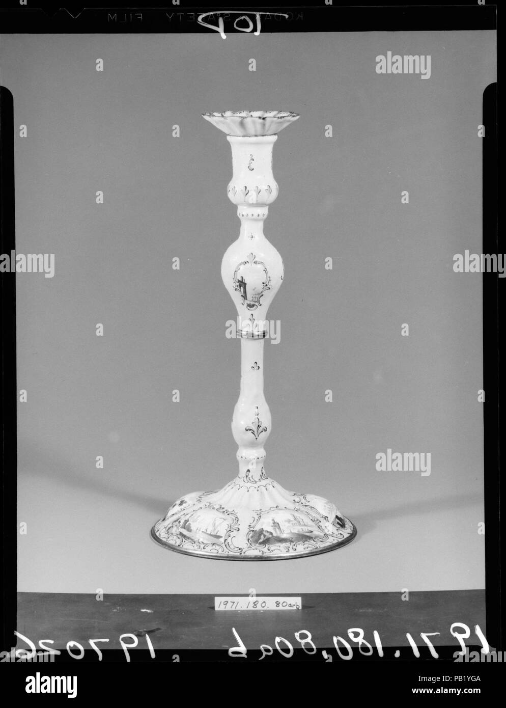 Candelabro. Dimensioni: le dimensioni non disponibile. Data: 1700-1800. Museo: Metropolitan Museum of Art di New York, Stati Uniti d'America. Foto Stock