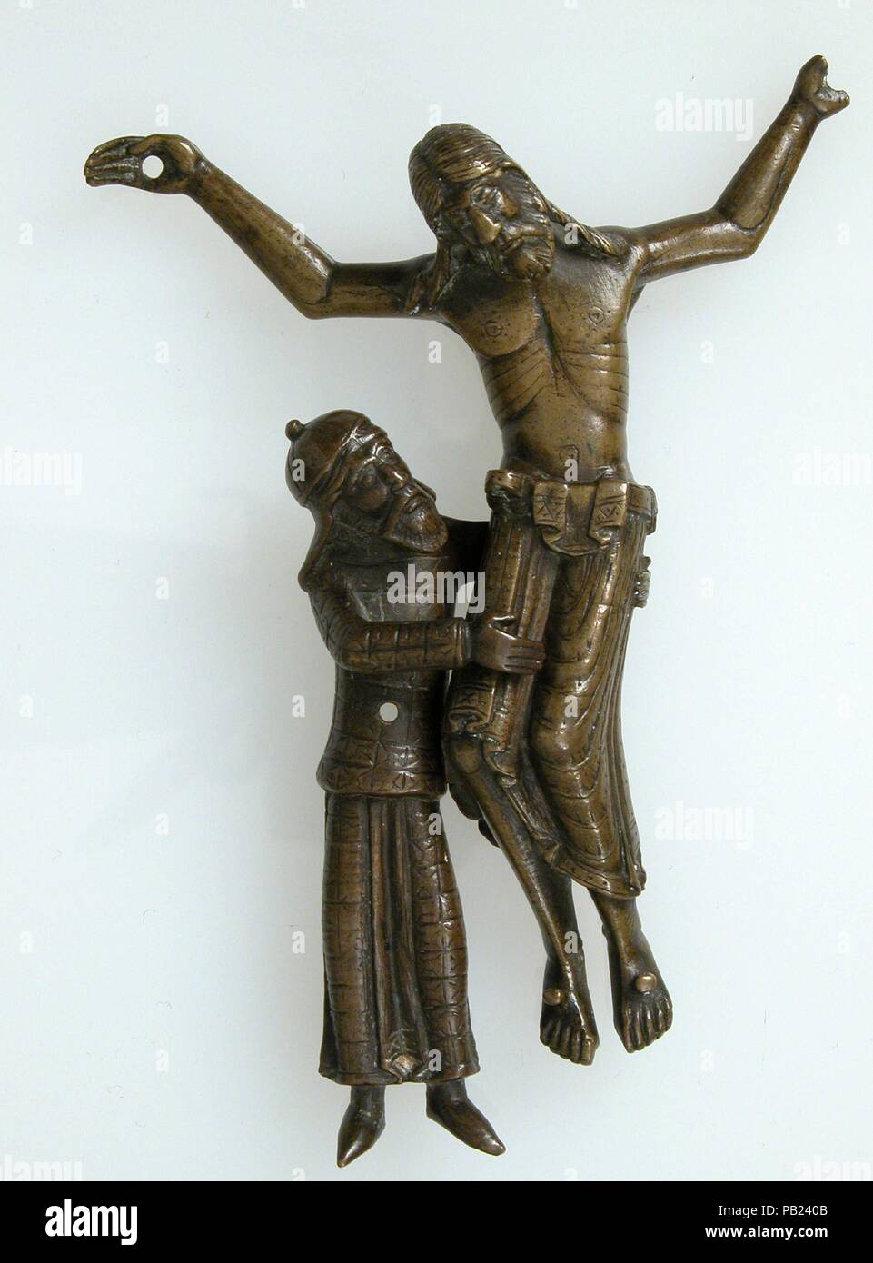 Giuseppe di Arimatea da un gruppo di deposizione. Cultura: British (?). Dimensioni: complessivo: 3 7/16 x 1 x 13/16 in. (8,8 x 2,6 x 2 cm) come gruppo di deposizione: 4 13/16 x 3 9/16 x 7/8 in. (12,3 x 9,1 x 2,3 cm). Data: ca. 1125-50. Questo gruppo probabilmente proviene da un reliquiario chasse o pala d altare. La lingua inglese è di attribuzione basato su confronti con scavato carpenteria metallica e manoscritto luminarie. La maggior parte inglese lamiera è stata fusa in basso come risultato della rottura con Roma e la dissoluzione dei monasteri nel 1539 e l'aumento del puritanesimo nel 1600s. Museo: Metropolitan Museum of Art di New Y Foto Stock