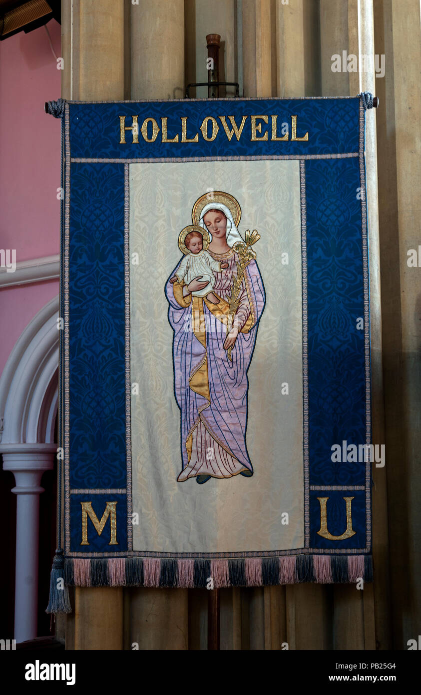 Le madri Unione banner, Chiesa di San James, Hollowell, Northamptonshire, England, Regno Unito Foto Stock