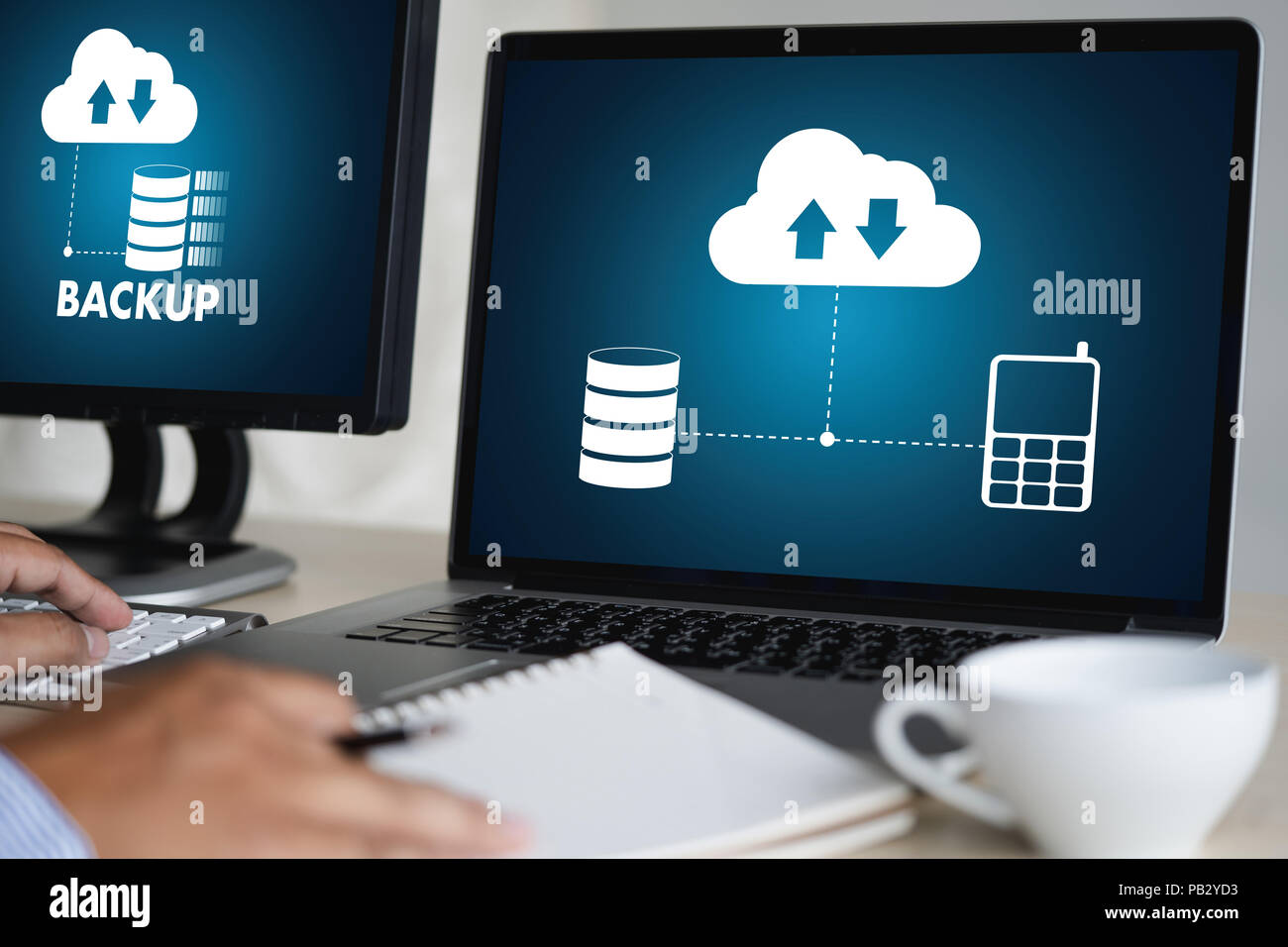 LIVE STREAMING Backup Download digitale di elaborazione un trasferimento dei dati , il download di streaming Foto Stock