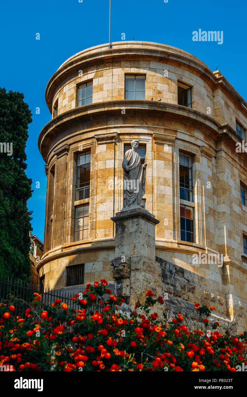 Tarragona, Spagna - 11 Luglio 2018: Statua del generale romano in ingresso al centro storico di Tarragona Catalogna - Patrimonio mondiale dell UNESCO Foto Stock