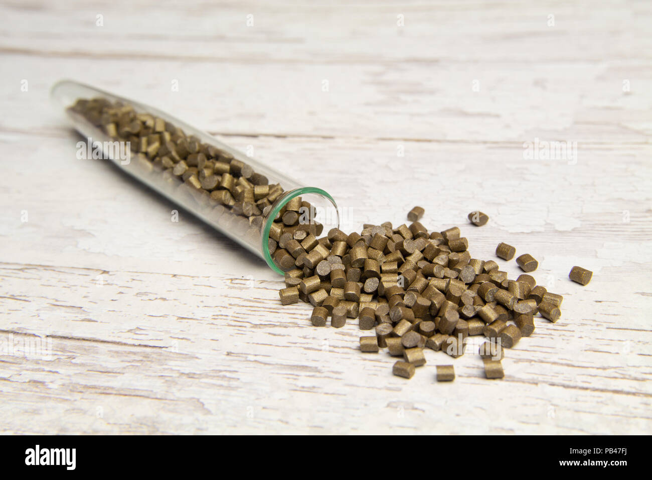 Plastic pallet immagini e fotografie stock ad alta risoluzione - Alamy