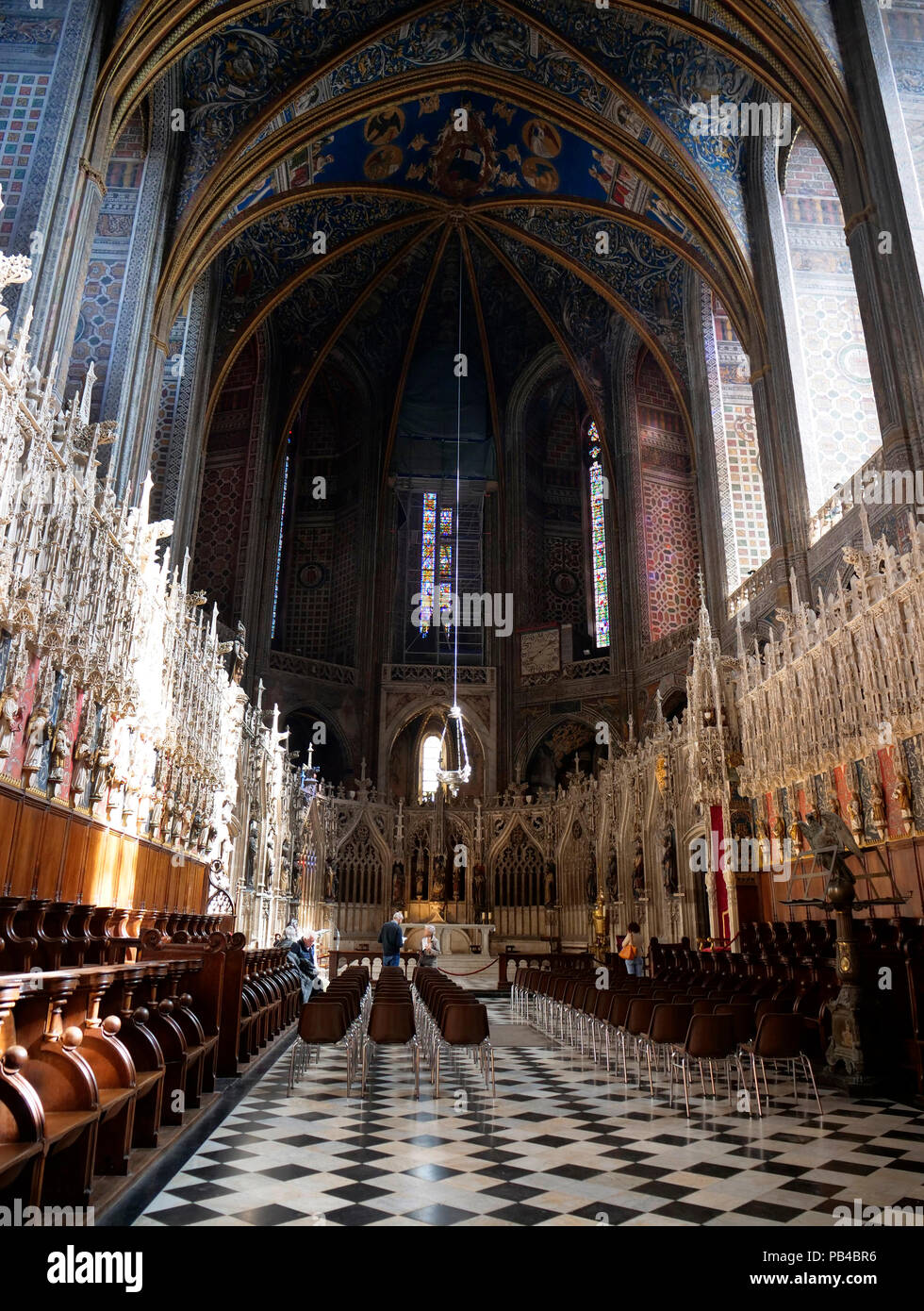 La navata principale e interno della Cattedrale cattolica romana Basilica di Santa Cecilia, o Albi cattedrale in Albi, Francia Foto Stock