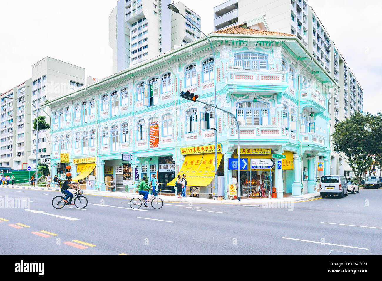 Jalan Besar, Singapore. Vecchi edifici dell'era coloniale con negozio case sono conservati sotto la conservazione nazionale leggi. Foto Stock