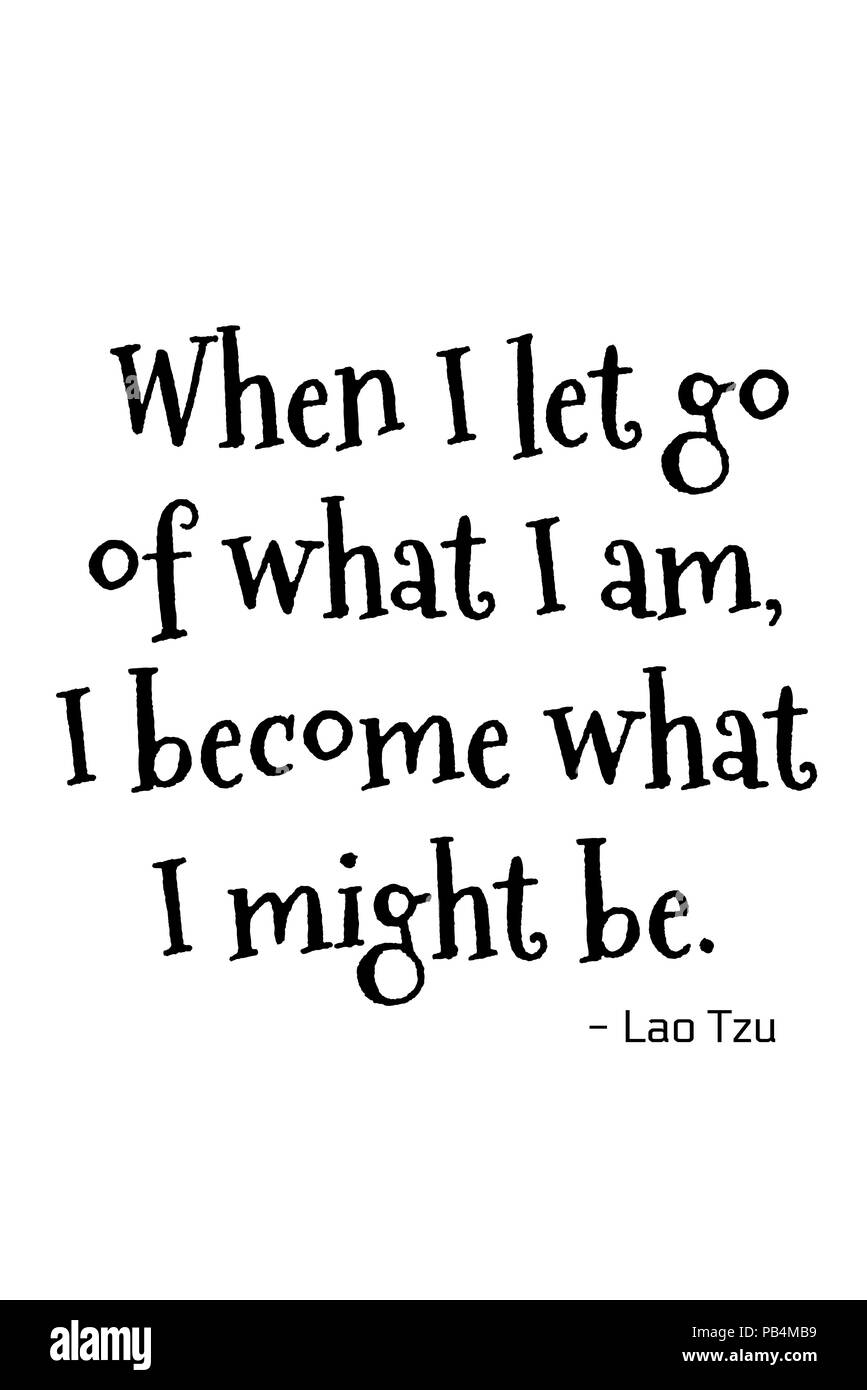 Parole di Lao Tzu in testo nero posto su uno sfondo bianco. Foto Stock