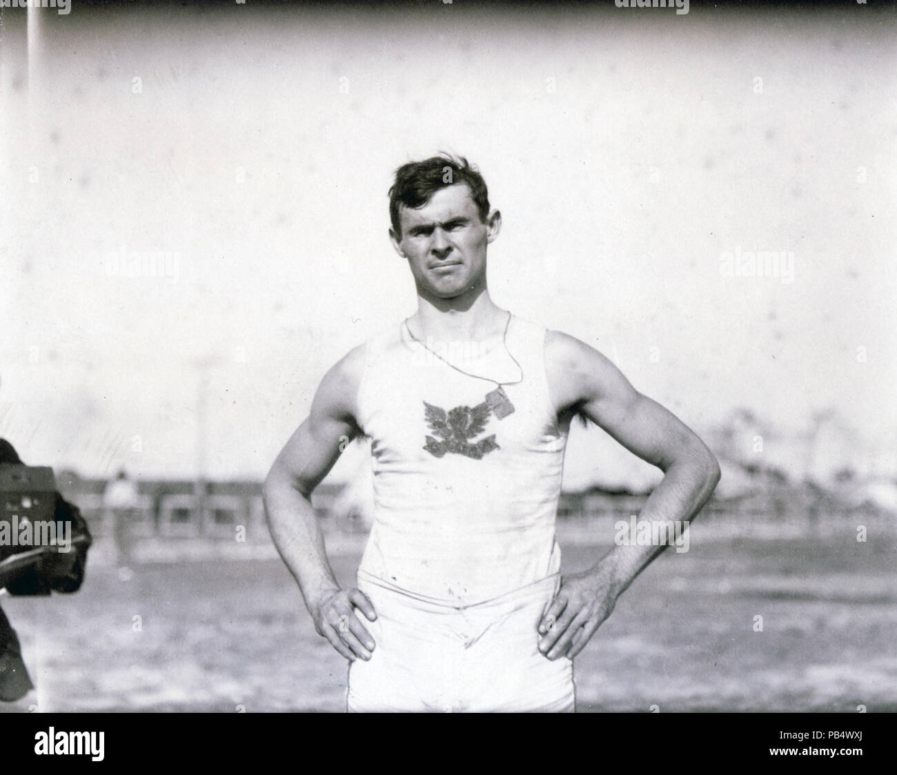 1001 Martin Sheridan della Grande New York Irish Athletic Association, vincitore dell'evento discus al 1904 Olimpiadi Foto Stock