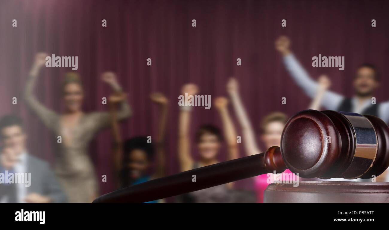 Martello e la gente celebra Foto Stock