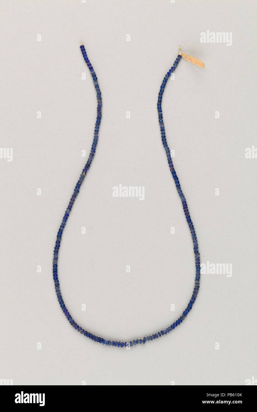 Stringa di minuscole perline di disco. Dimensioni: l. 33,3 cm (13 1/8 in.). Data: 1° secolo A.C. al V secolo D.C.. Museo: Metropolitan Museum of Art di New York, Stati Uniti d'America. Foto Stock