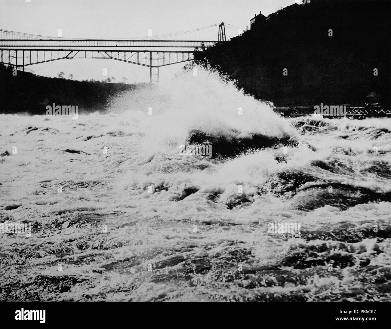 1110 n. 13 Idromassaggio Rapids Foto Stock