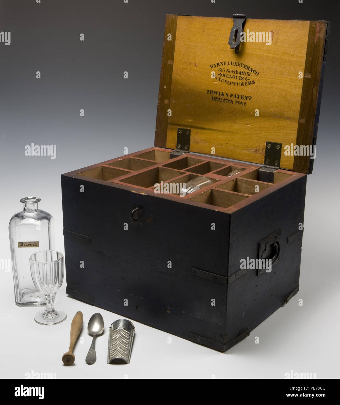 . Inglese: liquore di torace Capt. Edward E. Allen, il giudice e avvocato a San Louis durante la Guerra Civile. Il torace è stata ripetutamente a lui presentati da San Luigi cittadini, ma se è così, le circostanze esatte di un tale presentazione non sono noti. Titolo: liquore di torace Capt. Edward E. Allen (unione), il giudice e avvocato . tra il 1864 e il 1865 924 liquore del torace Capt. Edward E. Allen (unione), il giudice e avvocato Foto Stock