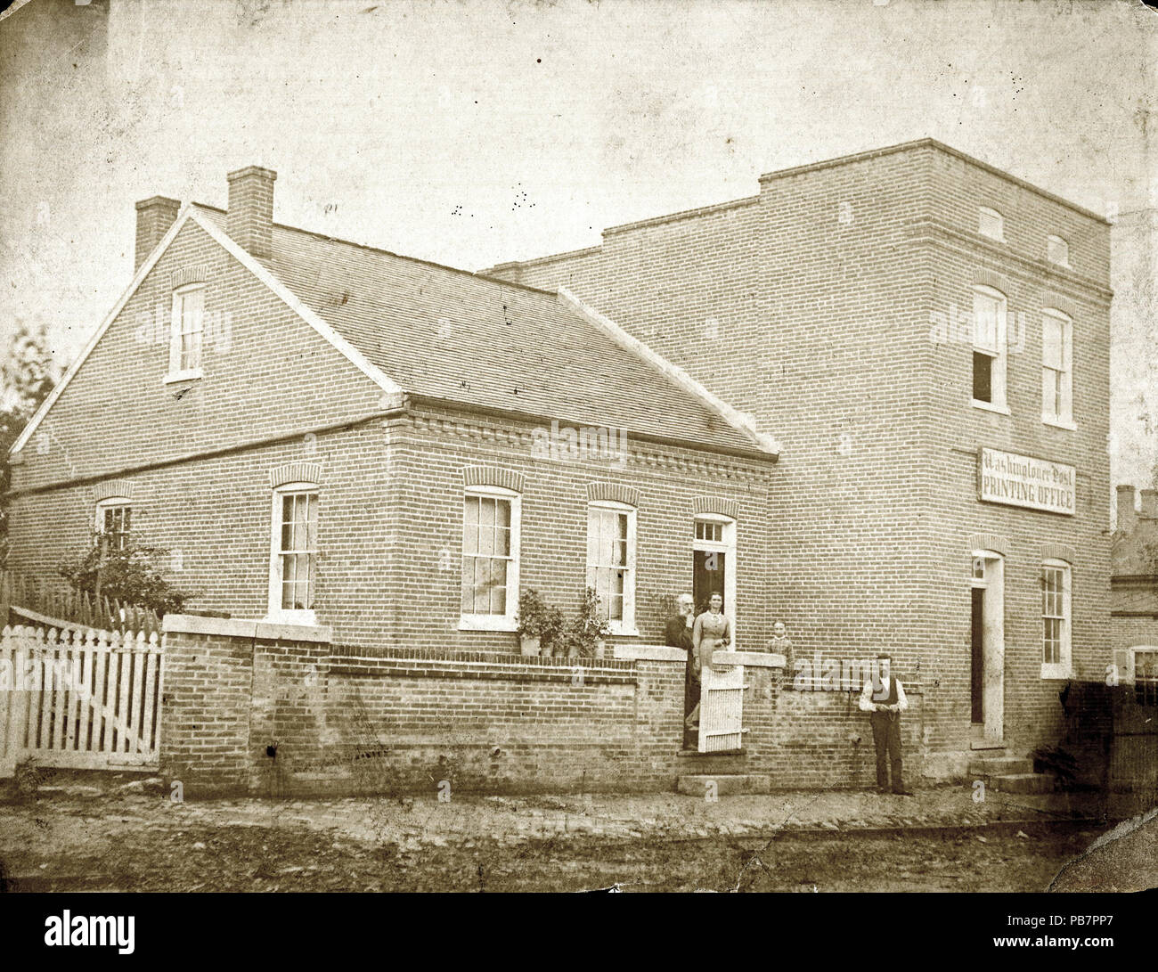 1835 Washington, MO Post ufficio stampa e attaccata la residenza di editor Otto Brix. Fourth Street. Washington, MO. Porta- Otto Brix. Il marciapiede- William Brix Foto Stock