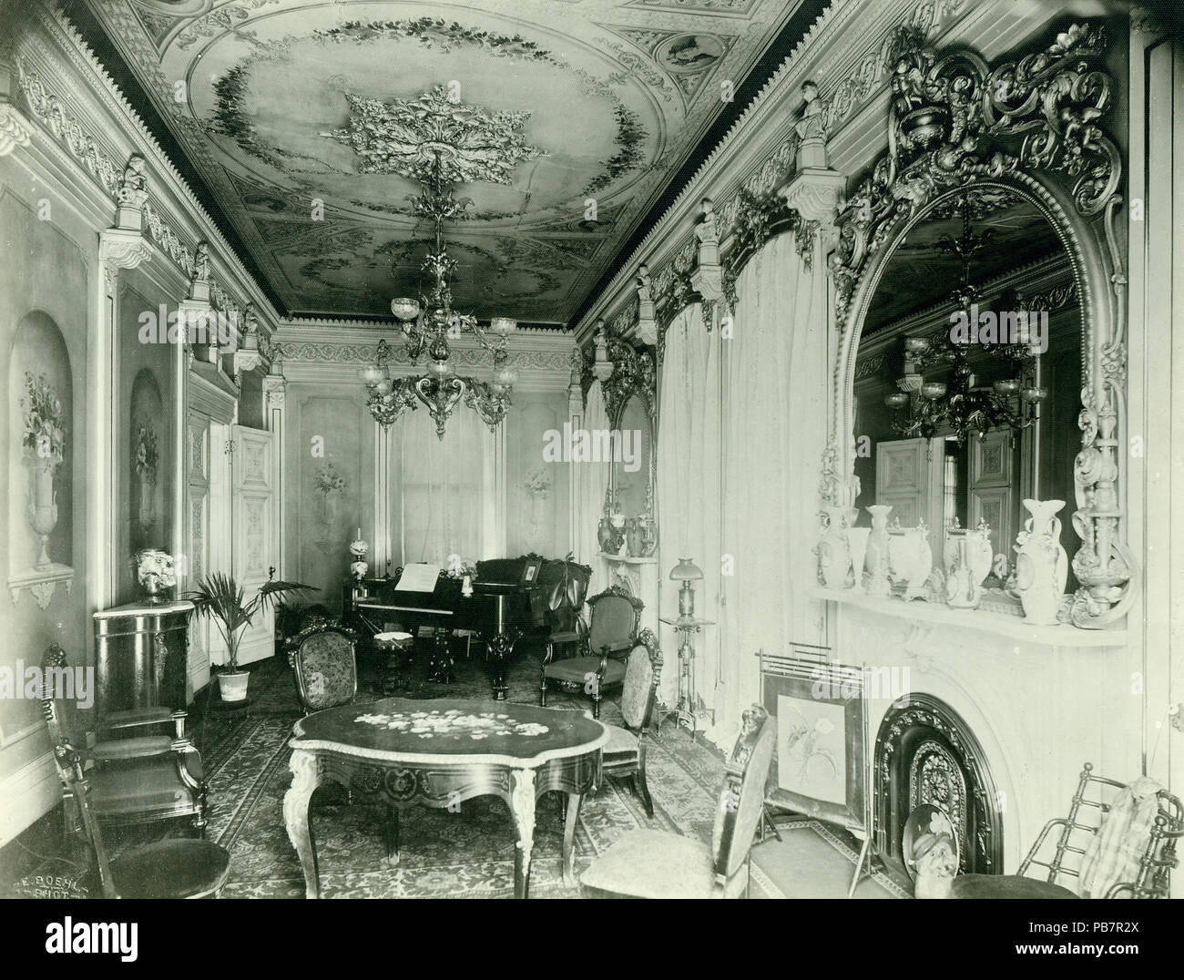 1170 Salone con il George Knapp Residence a 818 Gratiot Street Foto Stock