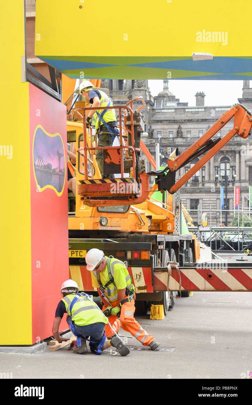 Glasgow, Scotland, Regno Unito - 27 Luglio 2018: sono in corso preparativi in George Square per il 2018 campionati europei che stanno avendo luogo 2 - 12 agosto: Credito Kay Roxby/Alamy Live News Foto Stock