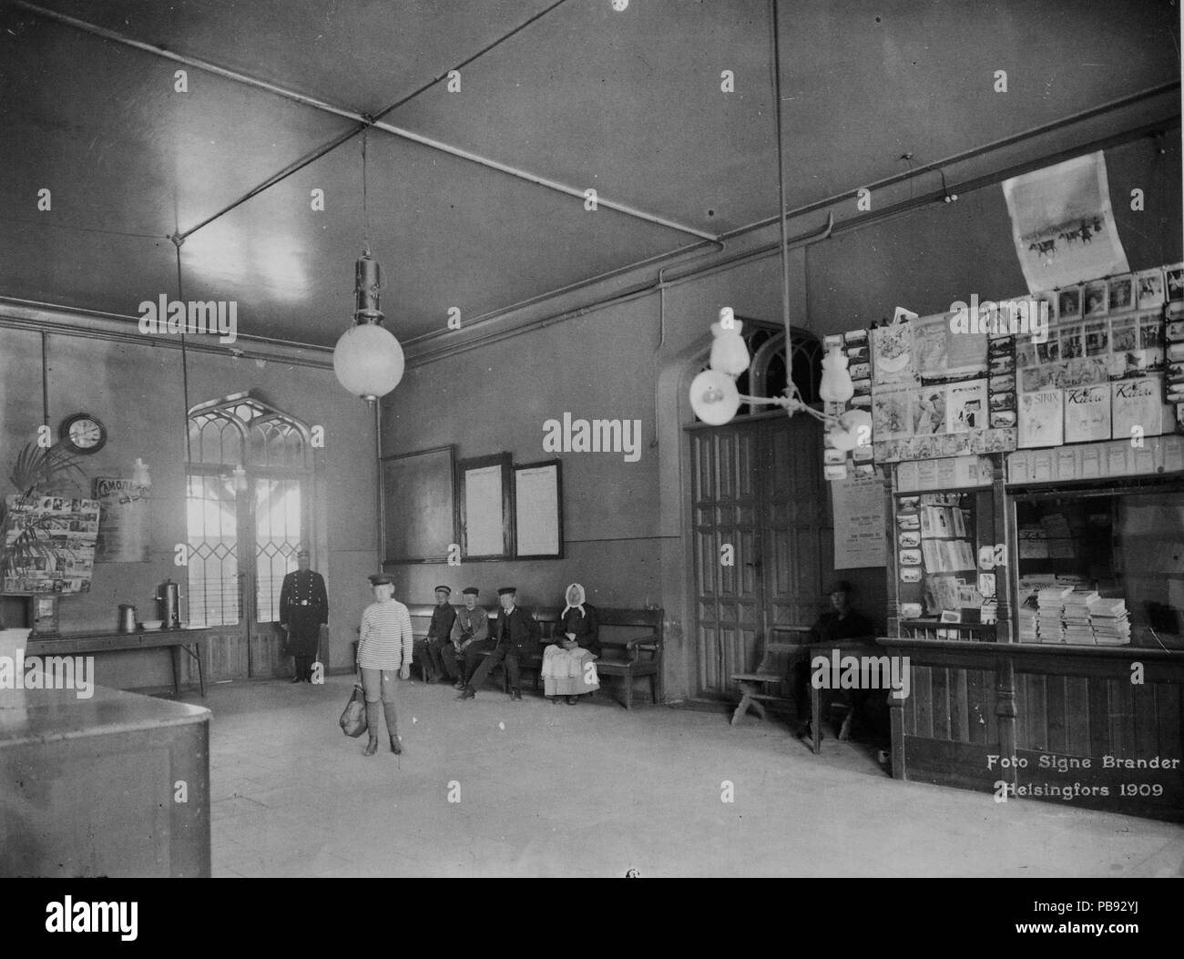 751 Helsingin rautatieasema, Helsinki 1909 Foto Stock