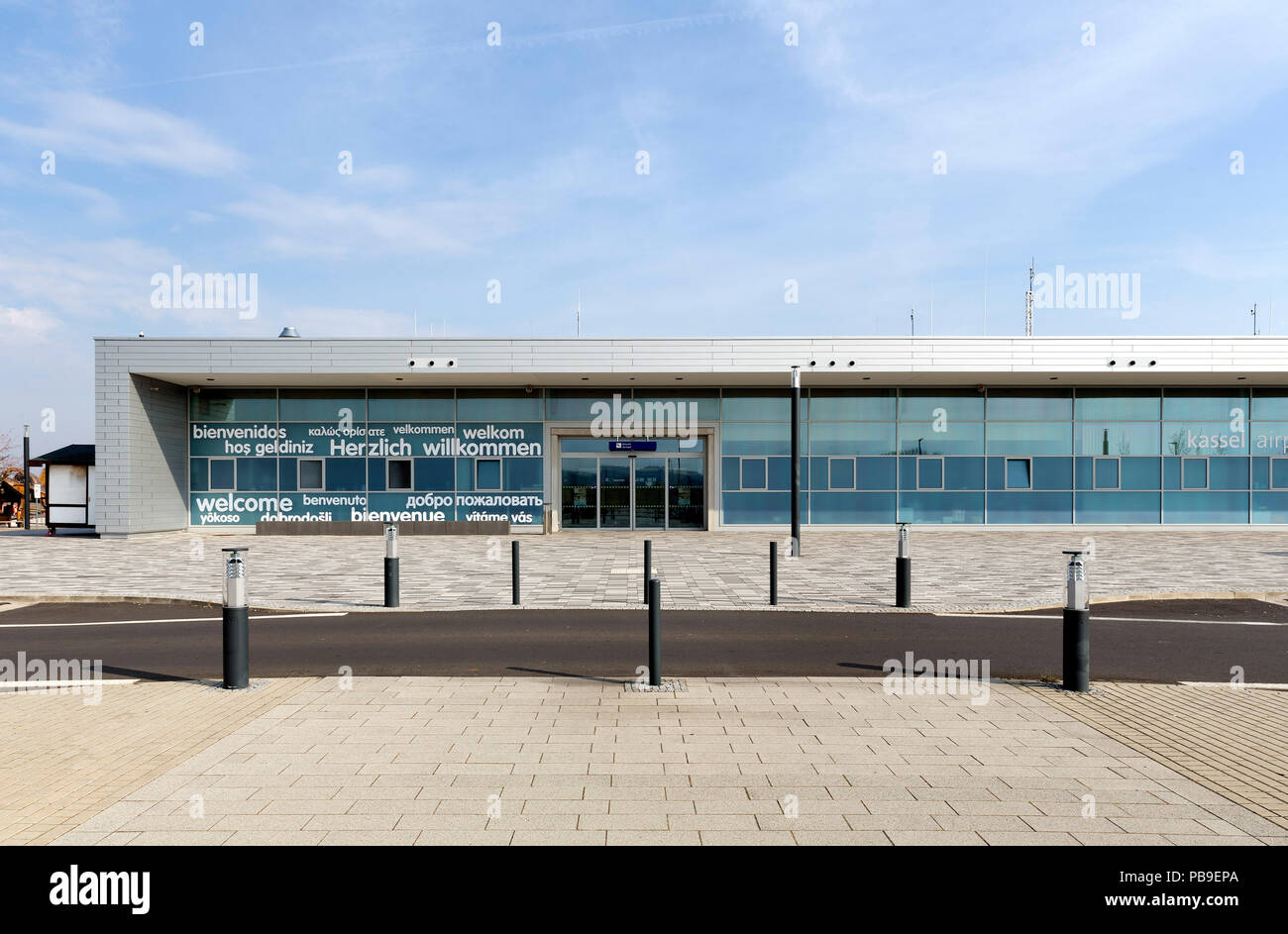 Aeroporto di Kassel-Calden, edificio che ospita la reception e il morsetto, Calden, Hesse, Germania Foto Stock