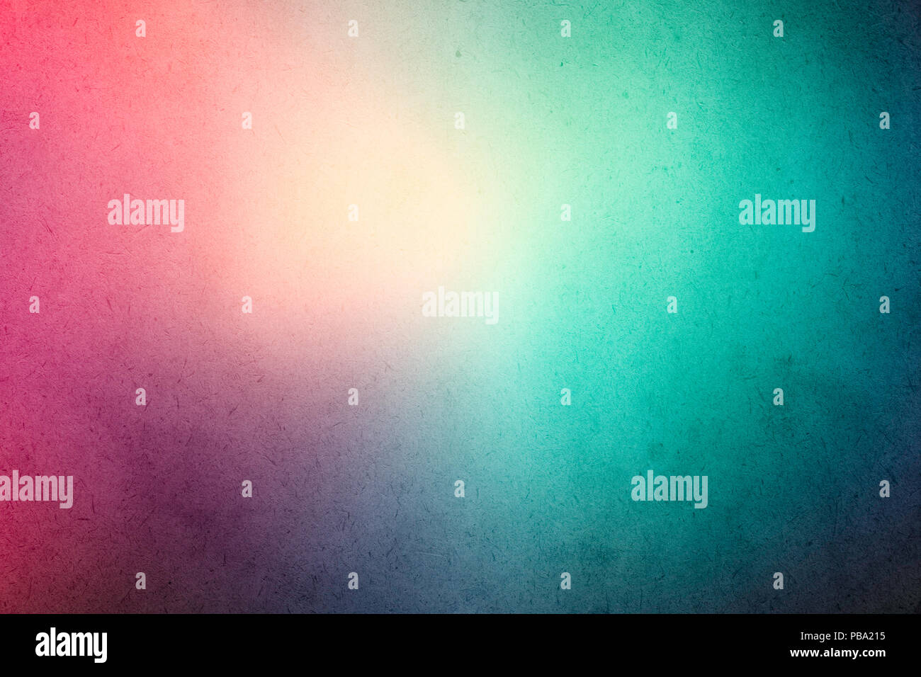 Gradiente colorati ad acquerello su vernice vecchia carta con sbavature di granella sporca astratto di texture per Foto Stock