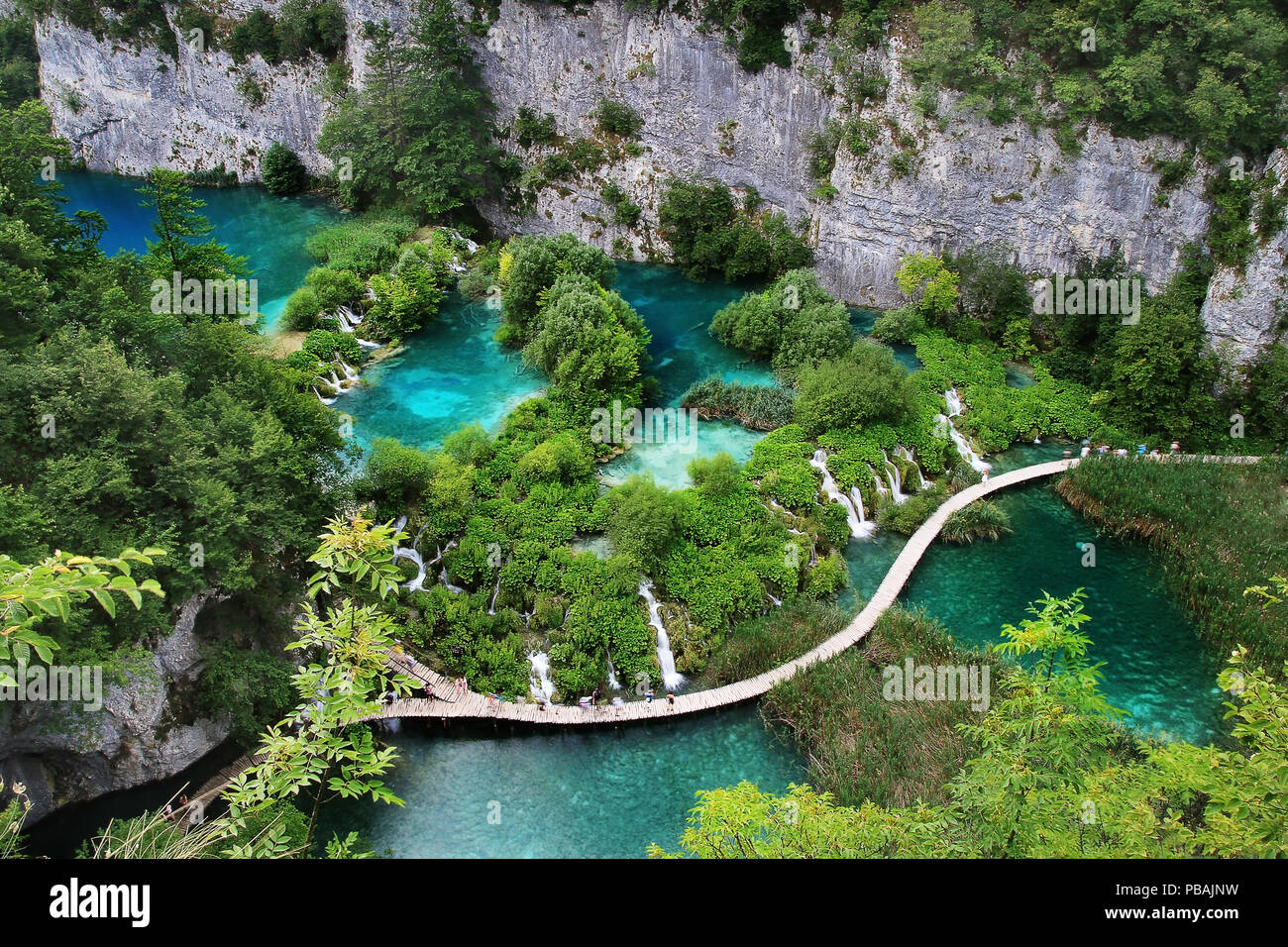 Vista mozzafiato del Parco Nazionale dei Laghi di Plitvice Foto Stock