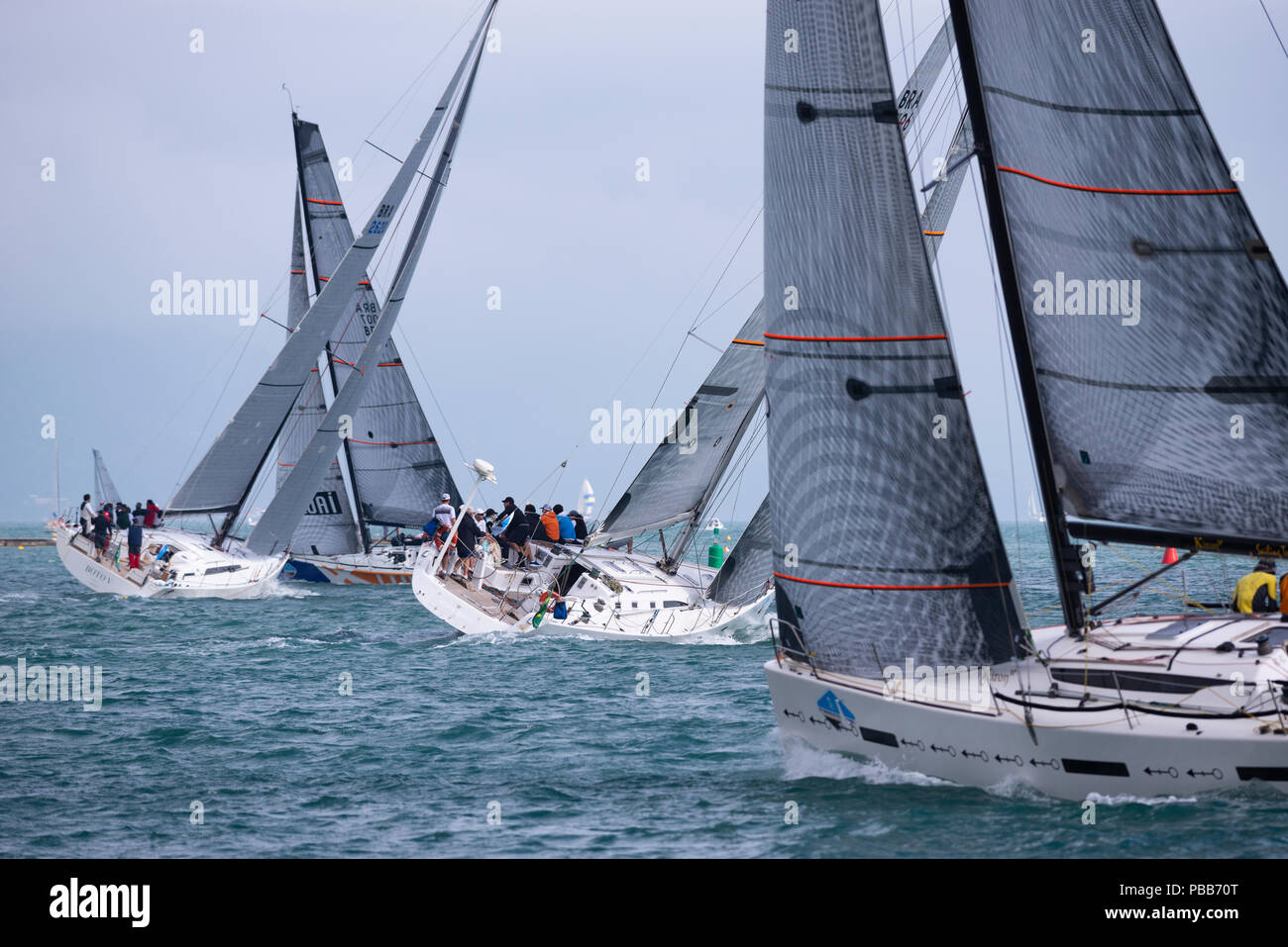 Barche a vela racing durante la Ilhabela Sailing Week Foto Stock