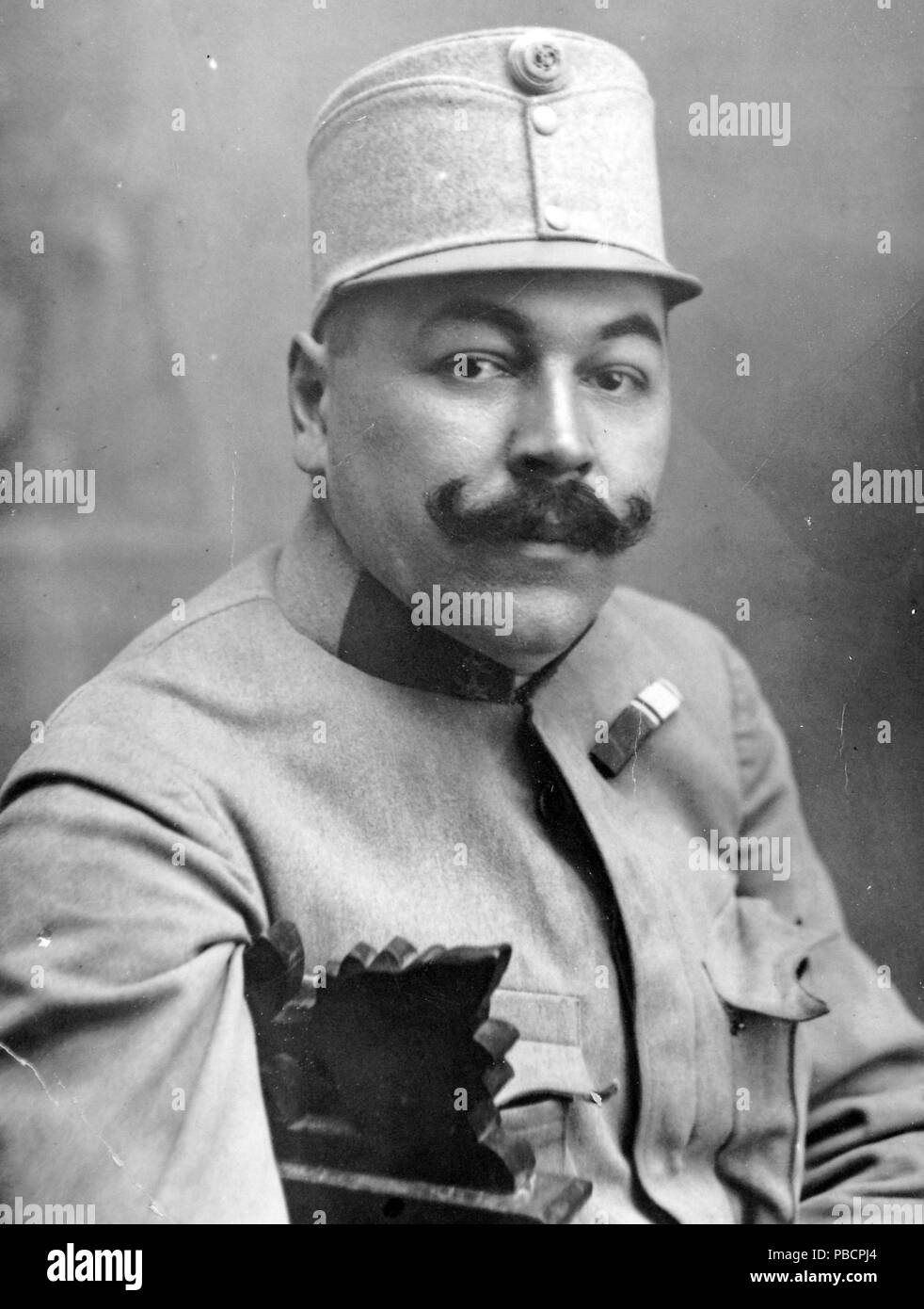 1220 ritratto, uniforme, baffi Fortepan 7841 Foto Stock