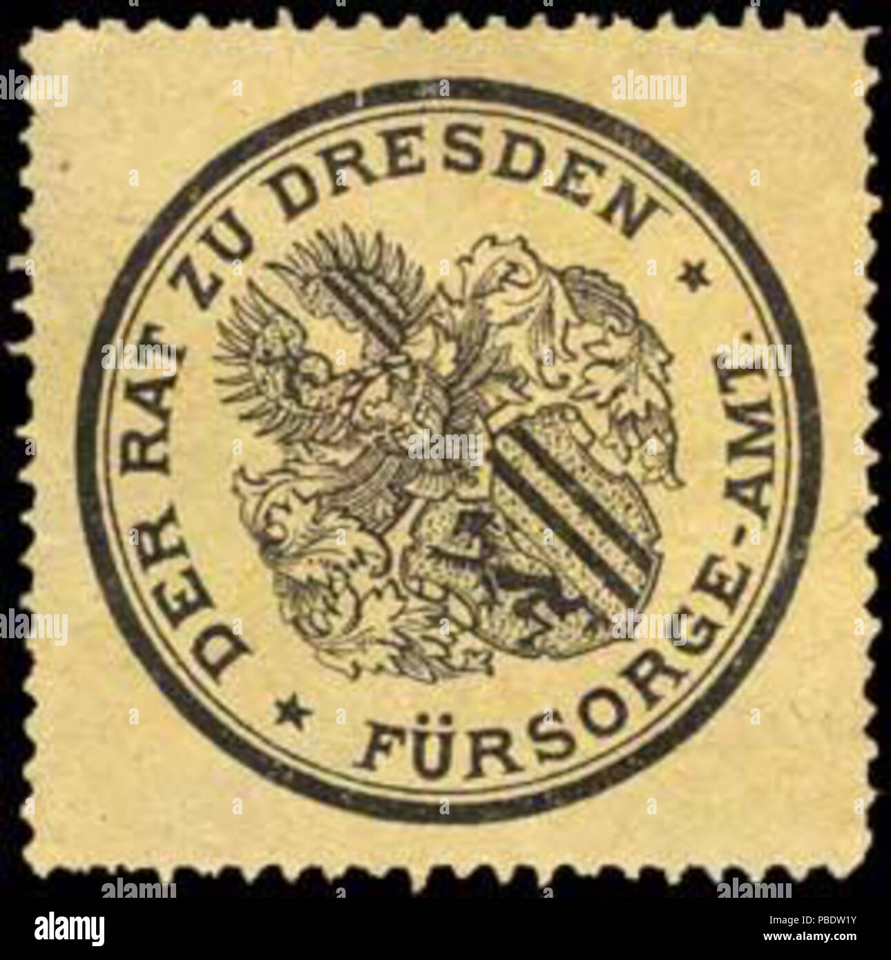 Alte Briefverschlussmarke aus Papier, welche seit ca. 1850 von Behoerden, Anwaelten, Notaren und Firmen zum verschliessen der Post verwendet wurde. 1342 Siegelmarke Der Rat zu Dresden - Fürsorge-Amt W0285784 Foto Stock