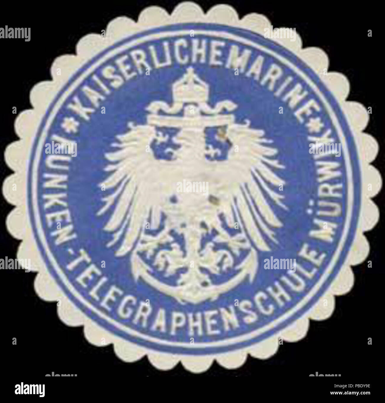 Alte Briefverschlussmarke aus Papier, welche seit ca. 1850 von Behoerden, Anwaelten, Notaren und Firmen zum verschliessen der Post verwendet wurde. 1356 Siegelmarke Funken-Telegraphenschule Mürwik W0320291 Foto Stock
