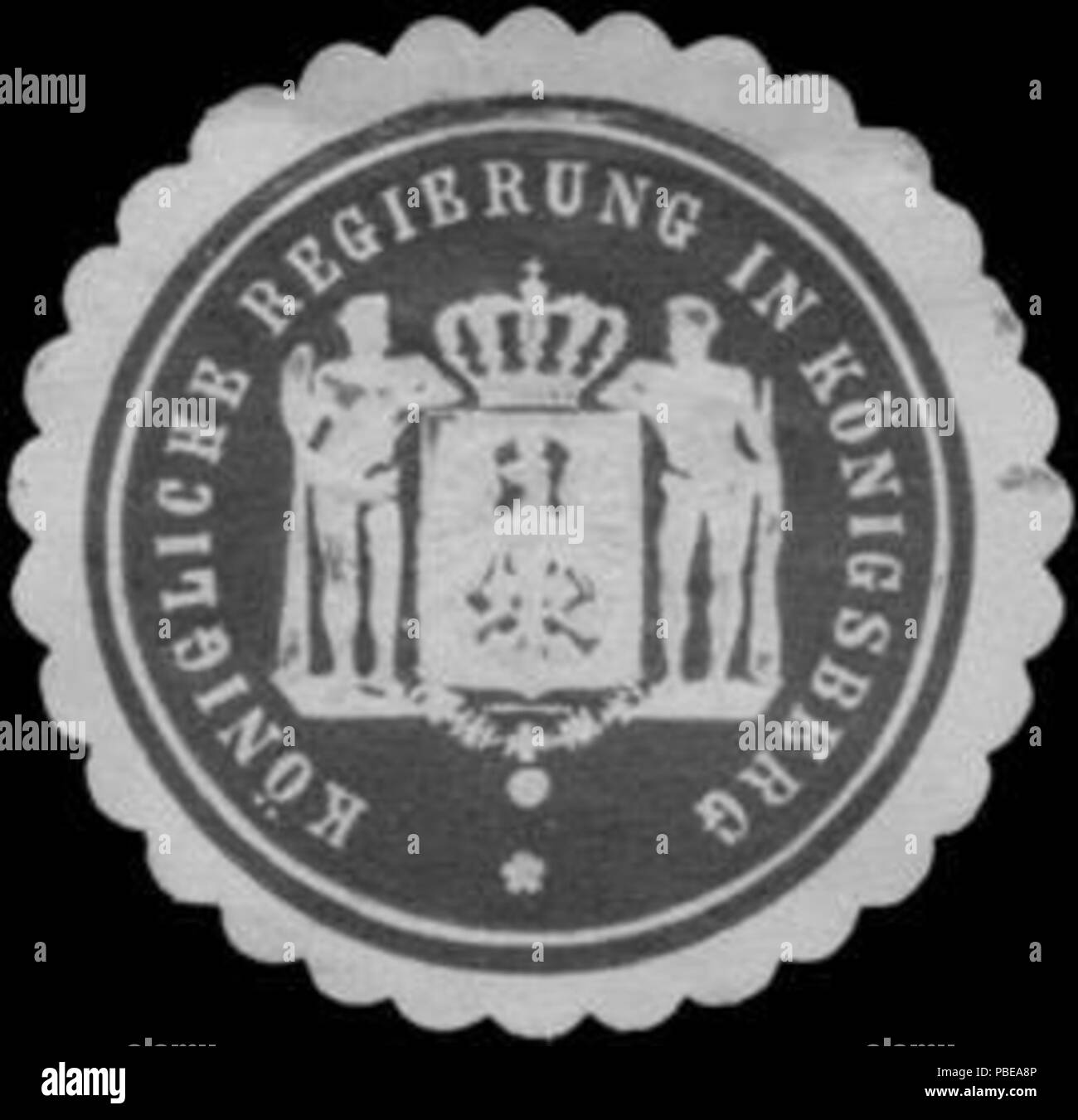 Alte Briefverschlussmarke aus Papier, welche seit ca. 1850 von Behoerden, Anwaelten, Notaren und Firmen zum verschliessen der Post verwendet wurde. 1416 Siegelmarke K. Regierung in Königsberg-Preußen W0383366 Foto Stock