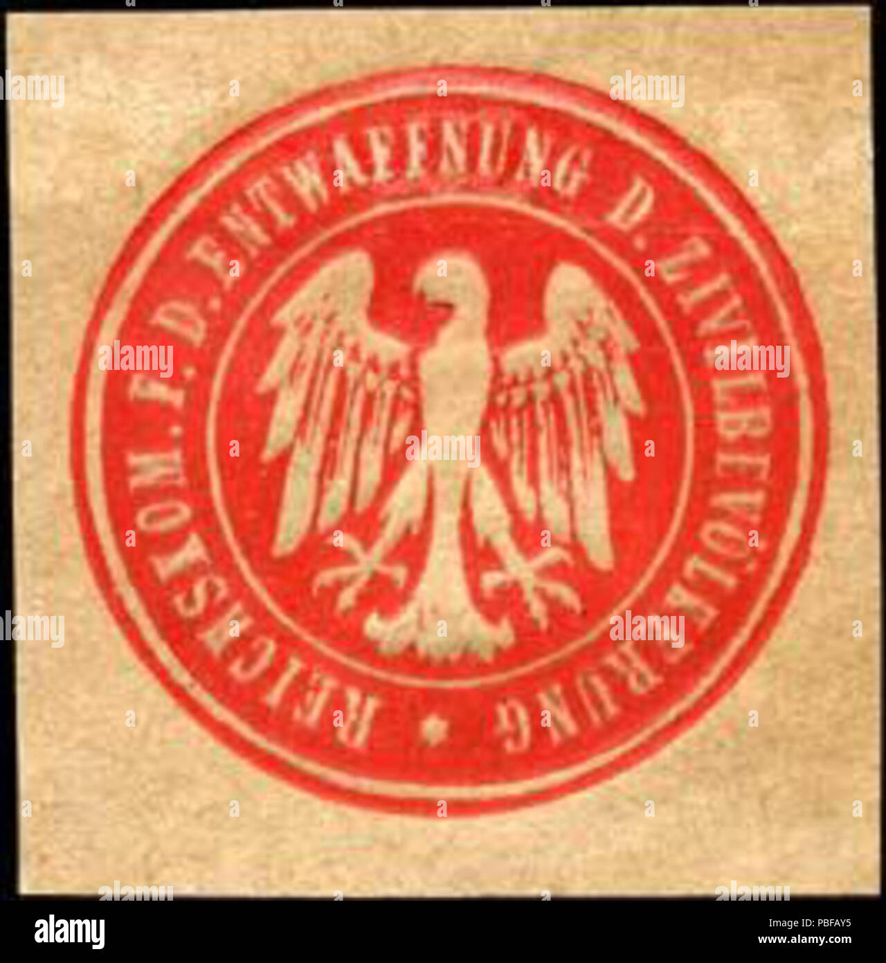 Alte Briefverschlussmarke aus Papier, welche seit ca. 1850 von Behoerden, Anwaelten, Notaren und Firmen zum verschliessen der Post verwendet wurde. 1501 Siegelmarke Reichskommission für die Entwaffnung der Zivilbevölkerung W0237563 Foto Stock