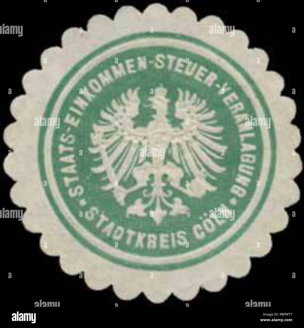 Alte Briefverschlussmarke aus Papier, welche seit ca. 1850 von Behoerden, Anwaelten, Notaren und Firmen zum verschliessen der Post verwendet wurde. 1513 Siegelmarke Staats-Einkommen-Steuer-Veranlagungs Stadtkreis Köln W0383952 Foto Stock