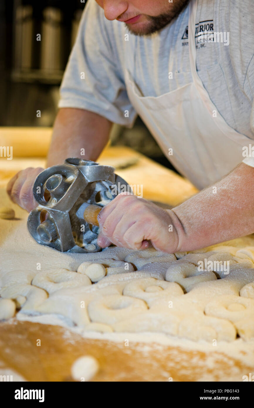 Ciambelle fresche fatte a mano Foto Stock