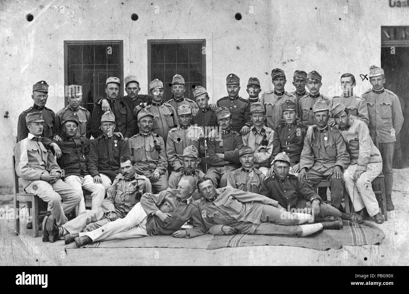 1596 Tableau, la prima guerra mondiale, militare, uomini, uniforme, cortile, medaglia Fortepan 17100 Foto Stock