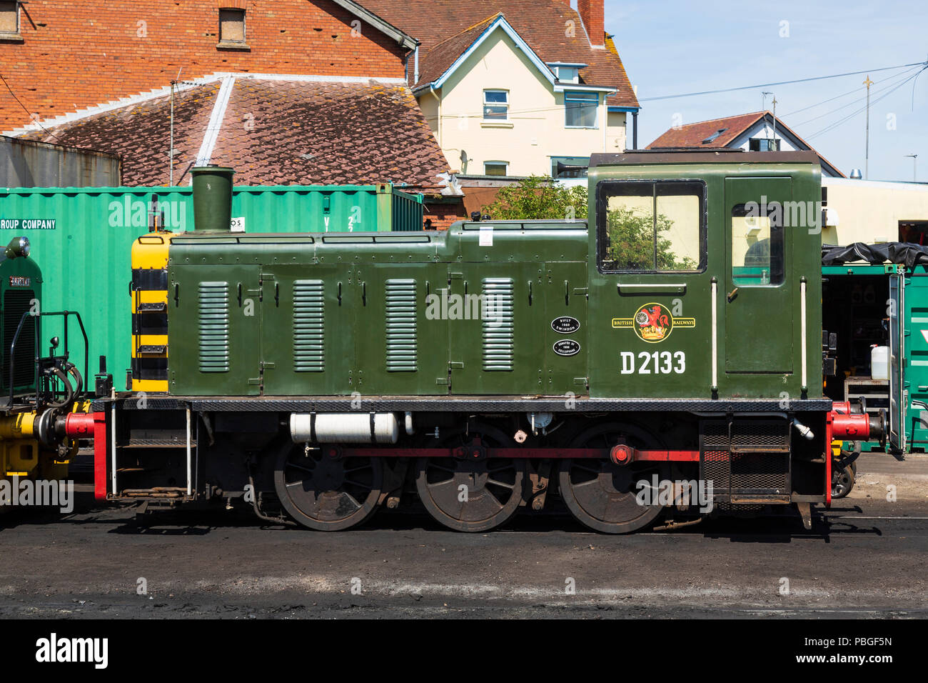 Il deviatore Diesel, ex-British Railways 0-6-0 deviatore D2133, cime di classe 03, a Minehead stazione sul West Somerset Railway. Foto Stock