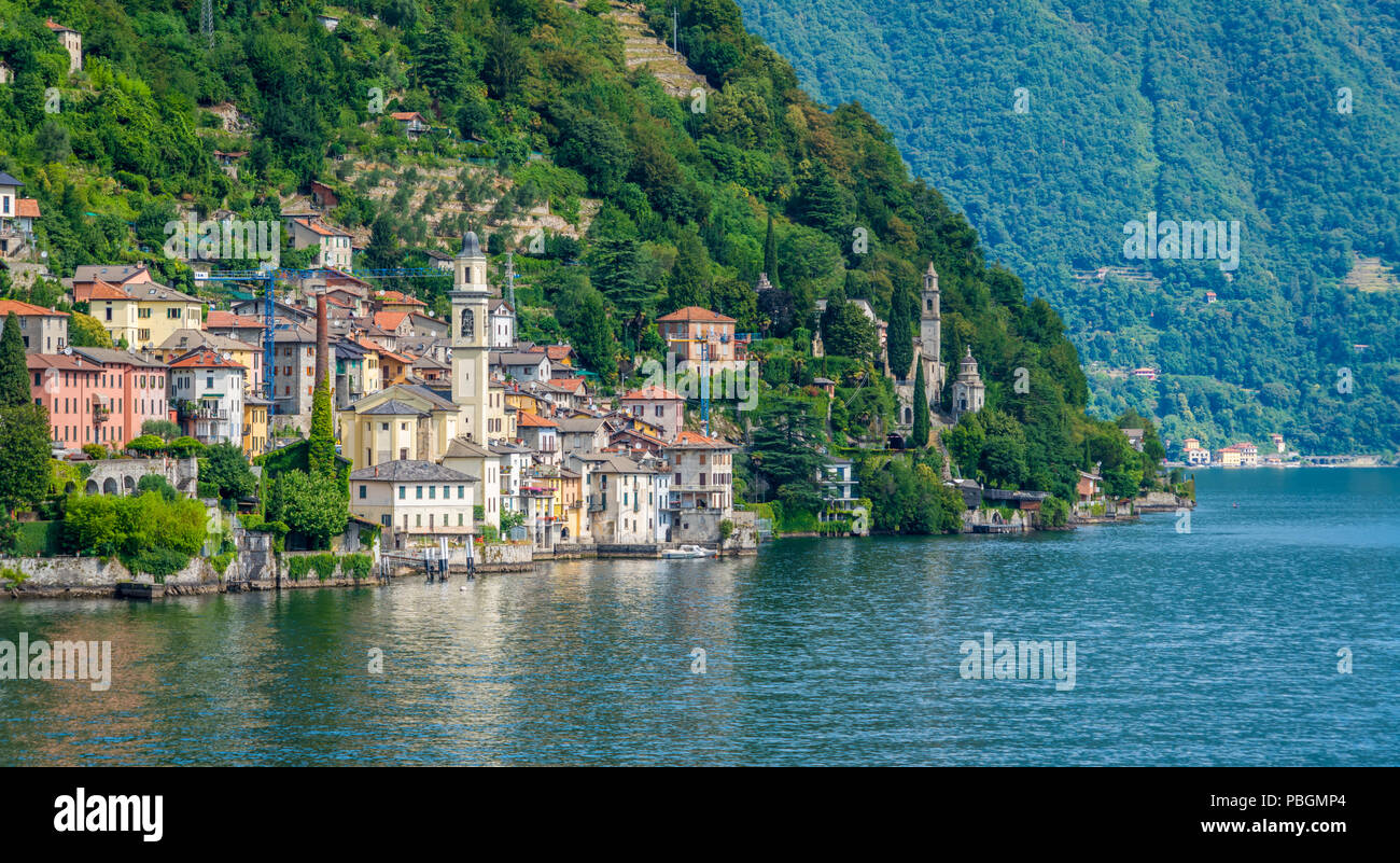 Vista panoramica a Brienno, sul lago di Como, Lombardia, Italia. Foto Stock