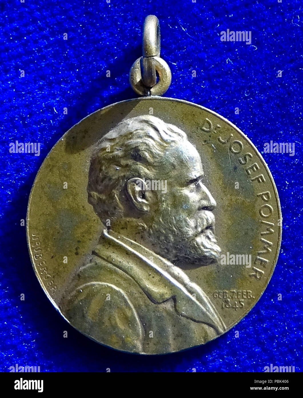 1852 Wien 1905, Jugendsti-Medaille Josef Pommers 60. Geburtstag, Vorderseite Foto Stock