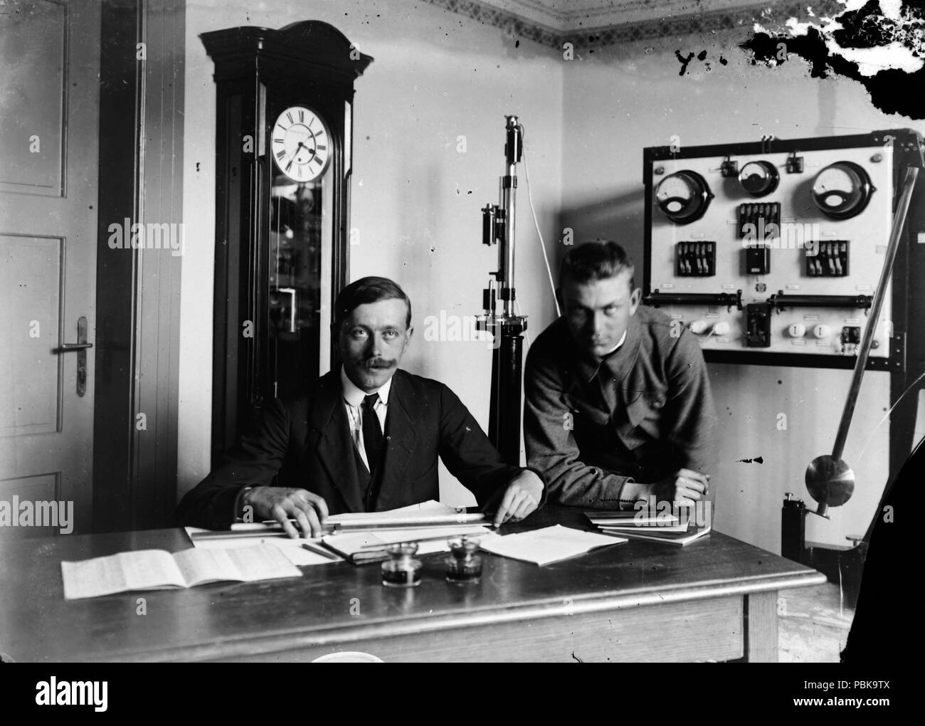 726 orologio del nonno, strumento, elettricità, Pendolo, bottiglia di inchiostro Fortepan 62740 Foto Stock