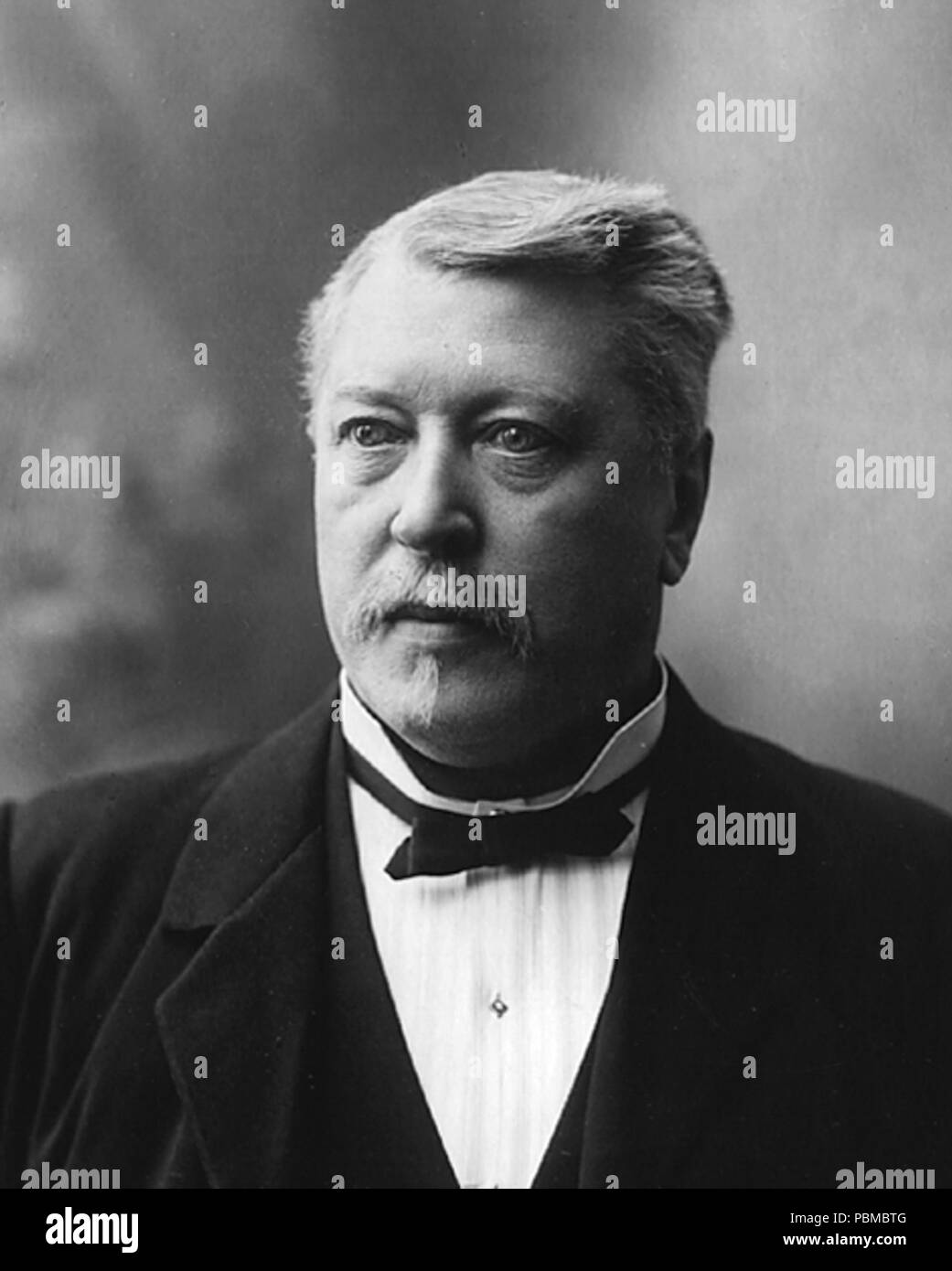 . Jón Ólafsson (1850-1916) era un giornalista islandese e politico. prima di 1916 843 Jon Olafsson (1850- 1916) Foto Stock