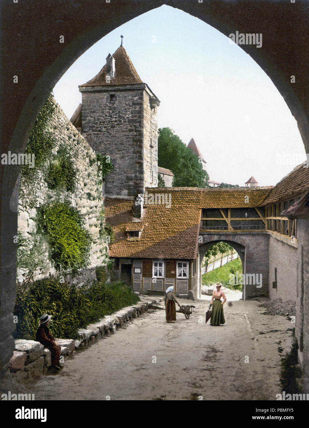 . Deutsch: Rothenburg um 1900 . tra il 1890 e il 1905 865 Kobolzeller Tor Rothenburg 1900 Foto Stock