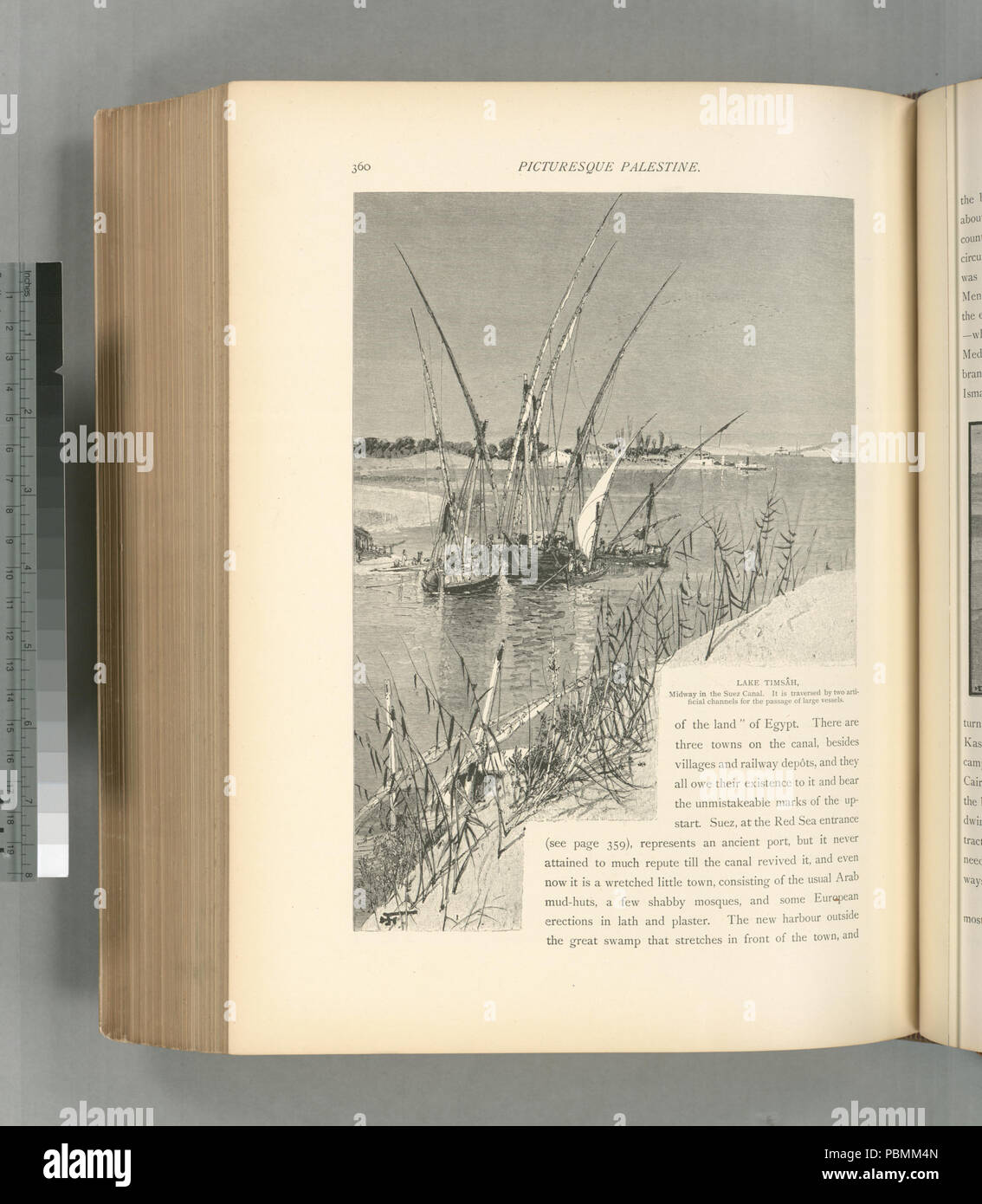883 Lago Timsâh, midway nel Canale di Suez. È attraversato da due canali artificiali per il passaggio di navi di grandi dimensioni (NYPL b10607452-80791) Foto Stock