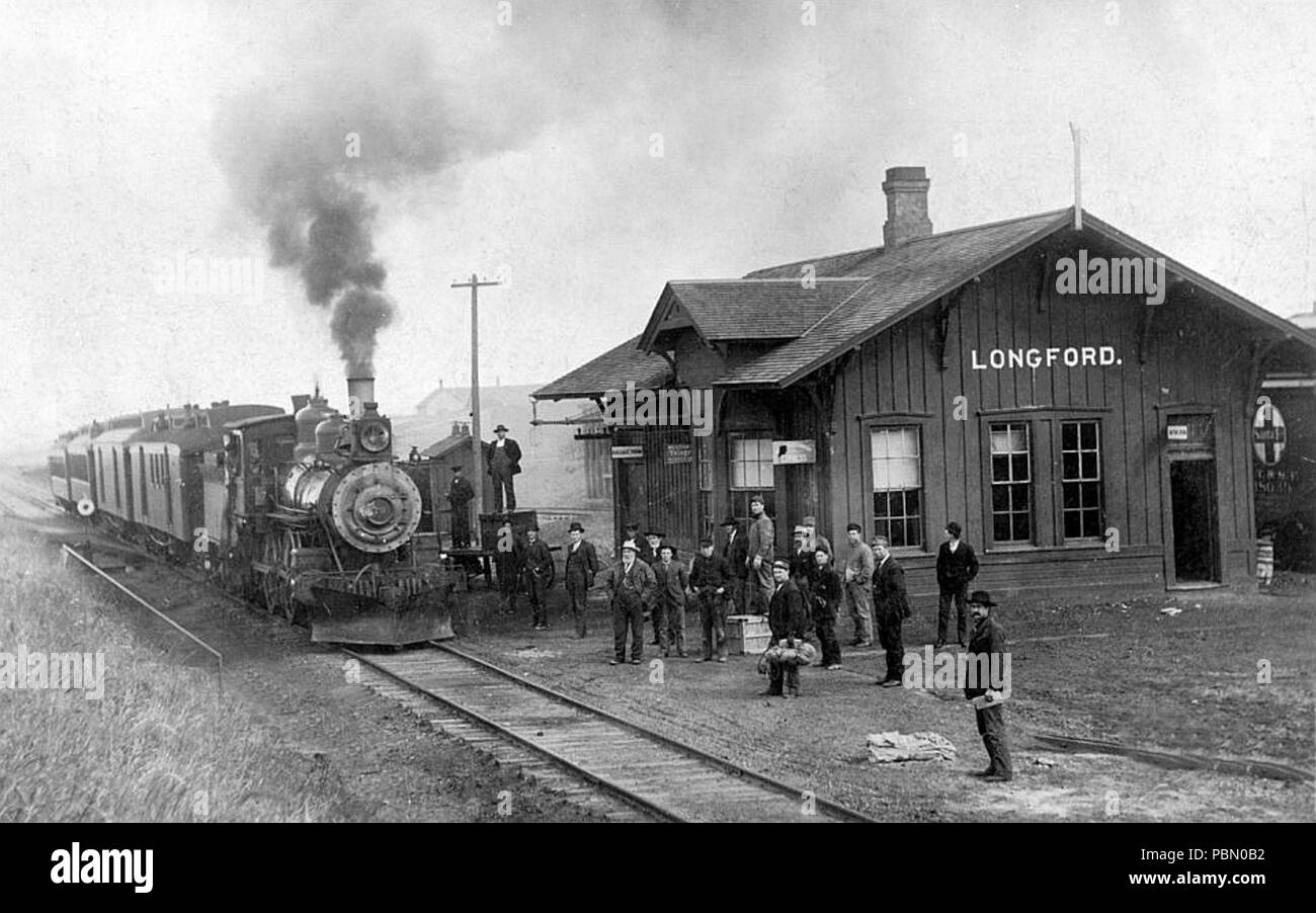 . Inglese: Atchison, Topeka e Santa Fe deposito ferroviario in Longford, Kansas. Il deposito è stato costruito nel 1887. circa 1887-1897 933 Longford, Kansas Foto Stock