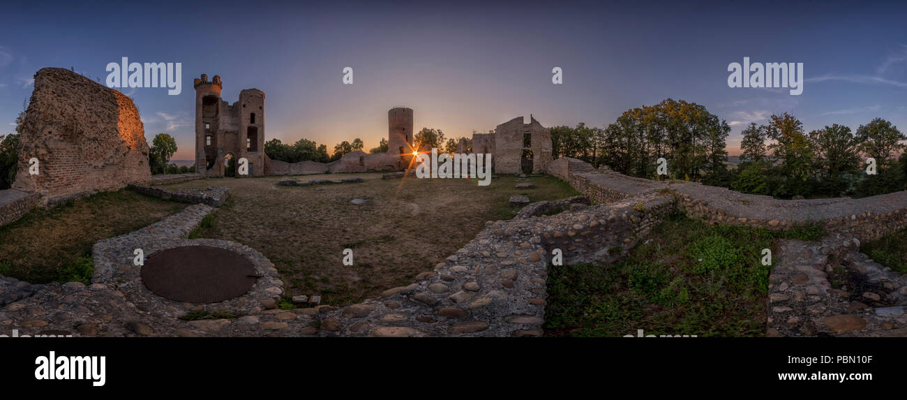 Una forma cilindrica 360 panorama del castello di Bressieux, Francia Foto Stock