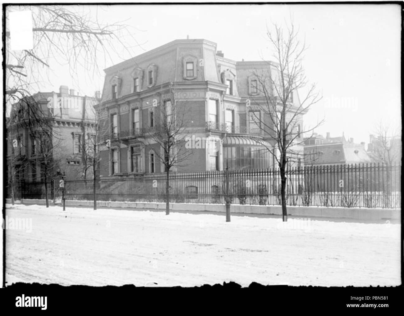 . Inglese: Campo Marshall, Sr., residence a 1905 Sud Prairie Avenue nel vicino al lato sud dello spazio comunitario di Chicago. circa 1905 1001 Campo Marshall Residence Foto Stock