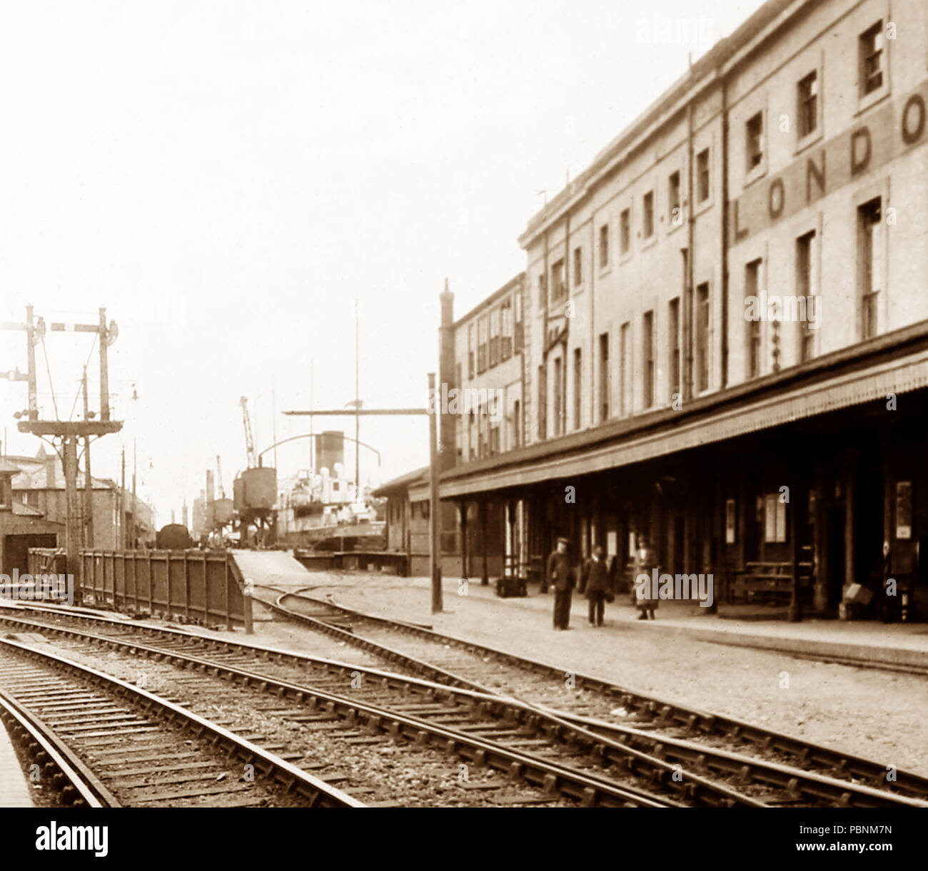 Newhaven Hotel nella stazione ferroviaria negli anni Venti del Novecento Foto Stock