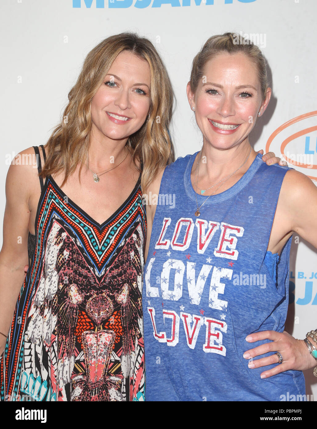 Hollywood, California, 28 luglio, 2018. Ali Hillis, Meredith Monroe a Michael B. Giordania e Lupus la presente seconda annua MBJAM18 a Dave & Buster's in Hollywood, la California il 28 luglio 2018. Credito: Faye Sadou/media/punzone Alamy Live News Foto Stock