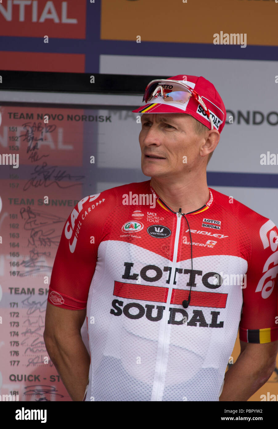 La Sfilata delle Guardie a Cavallo, Londra, Regno Unito. 29 Luglio, 2018. La Gran Bretagna è solo uomini UCI WorldTour gara linee fino ad inizio gara nel centro di Londra con i piloti e le squadre presentato agli spettatori. Foto: Andre Greipel del team Lotto Soudal. Credito: Malcolm Park/Alamy Live News. Foto Stock