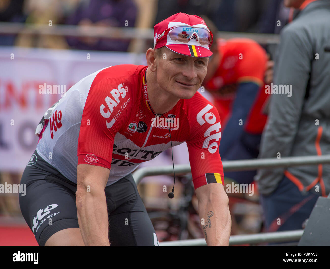 La Sfilata delle Guardie a Cavallo, Londra, Regno Unito. 29 Luglio, 2018. La Gran Bretagna è solo uomini UCI WorldTour gara linee fino ad inizio gara nel centro di Londra con i piloti e le squadre presentato agli spettatori. Foto: Andre Greipel del team Lotto Soudal. Credito: Malcolm Park/Alamy Live News. Foto Stock