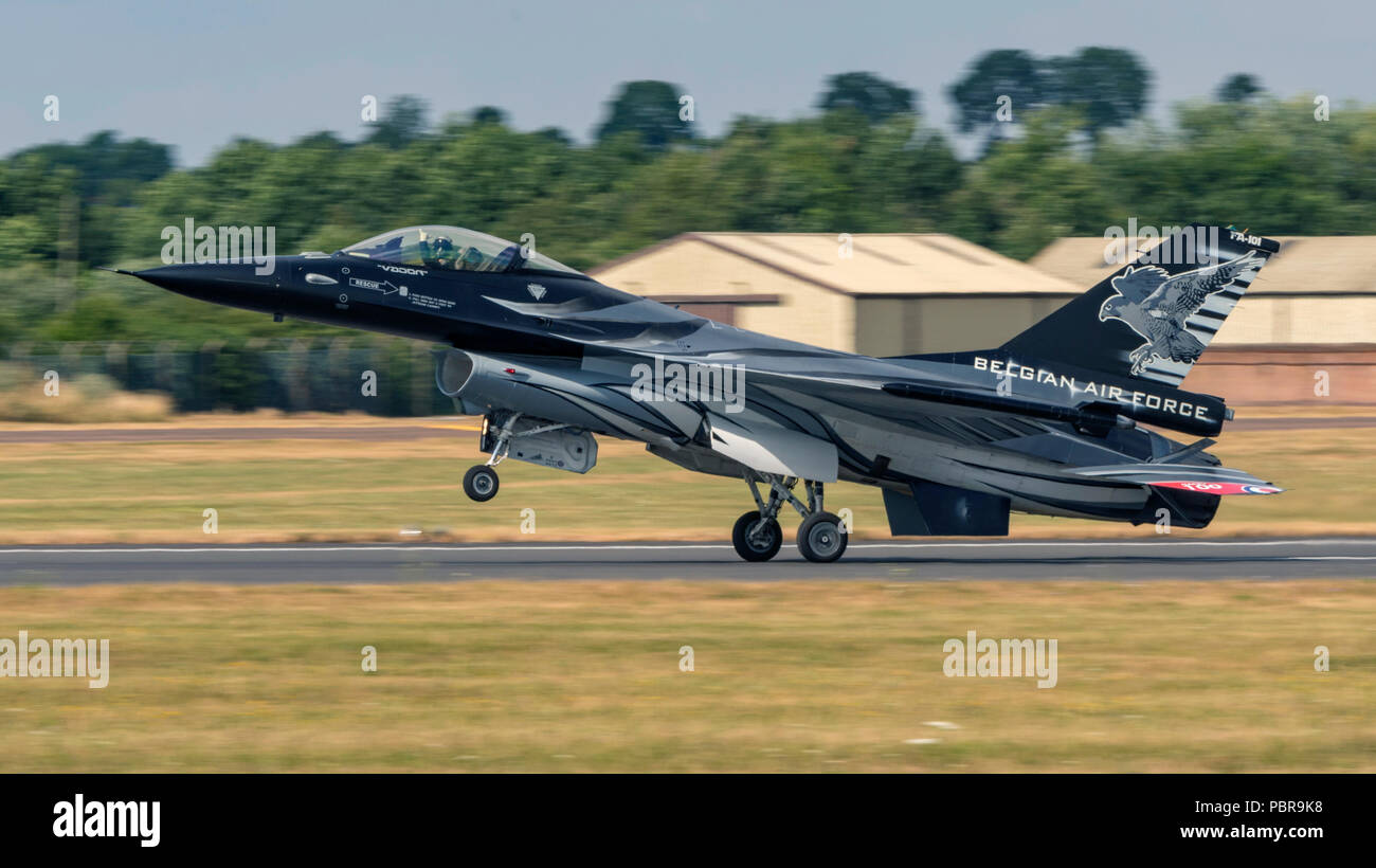 F-16A Fighting Falcon, 'Vador' buio Falcon, 2 PARAFANGO, belga componente dell'aria, Foto Stock