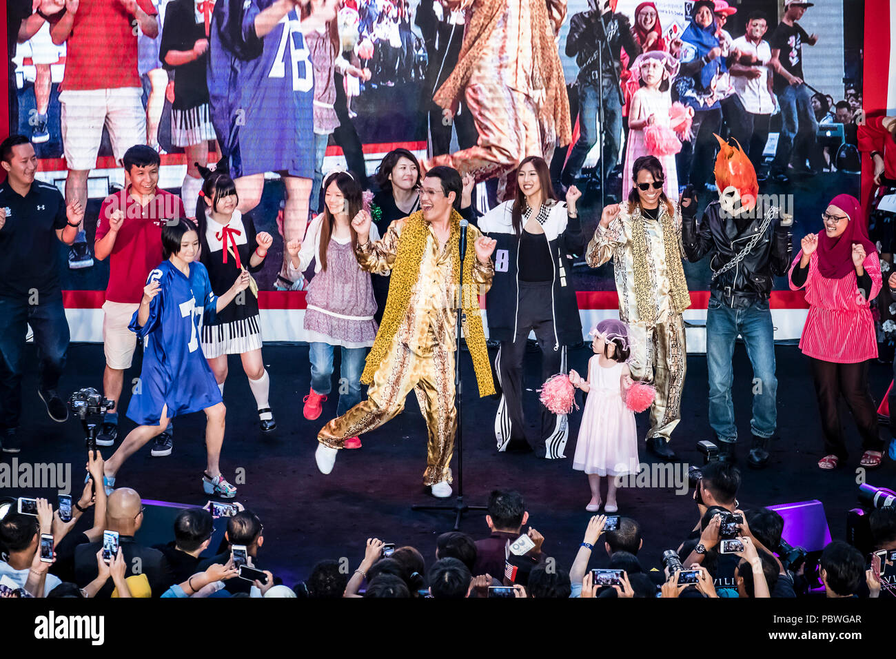 Kuala Lumpur, Malesia. 29 Luglio, 2018. Piko Taro concerto presso il Japan Expo della Malesia a Kuala Lumpur in Malesia nel luglio 29th, 2018. Piko giapponese Taro intrattiene i suoi fan. © Danny Chan/Alamy Live News. Foto Stock