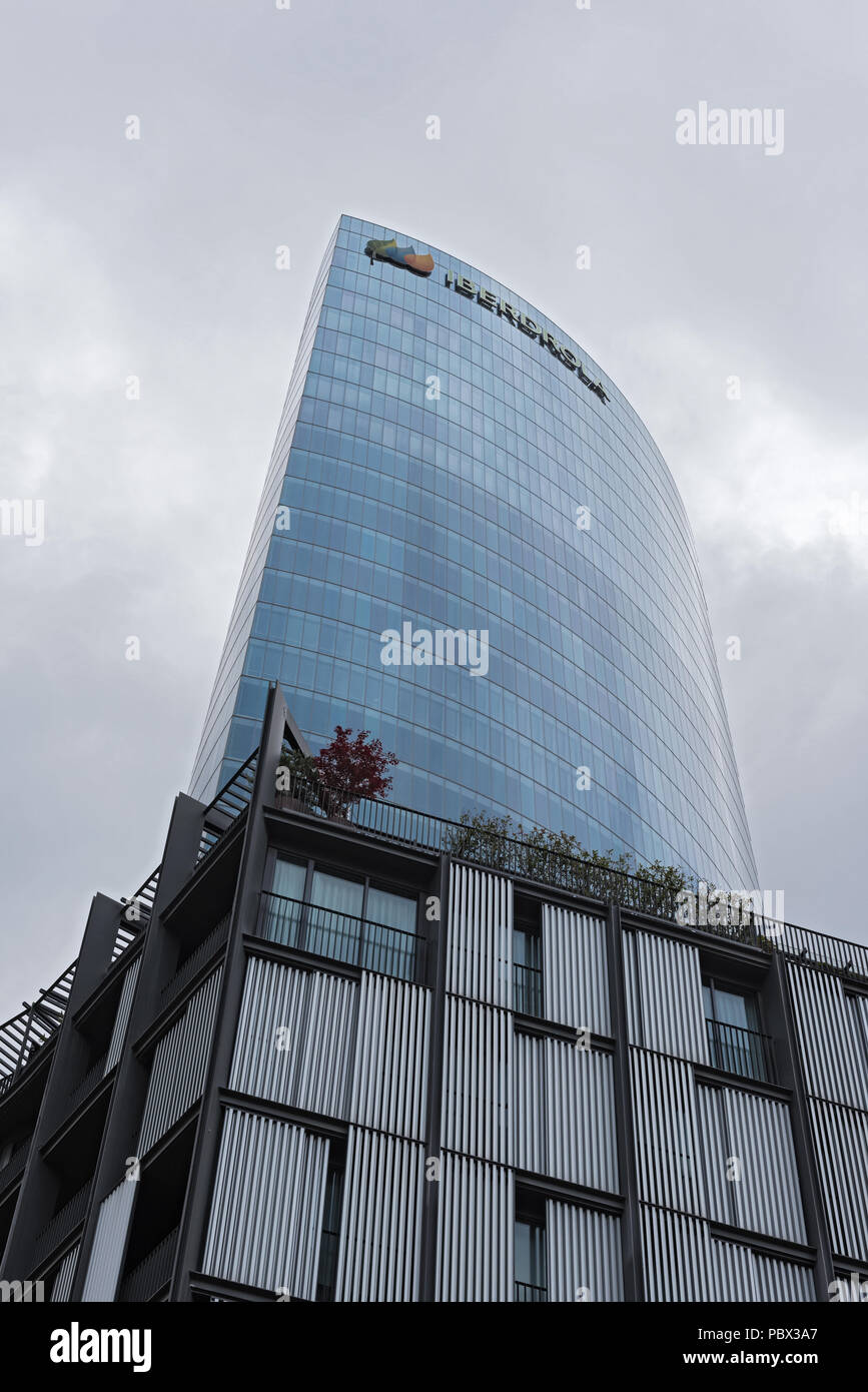 Il misuratore 165 alto ufficio grattacielo Torre iberdrola, Bilbao, Spagna. Foto Stock