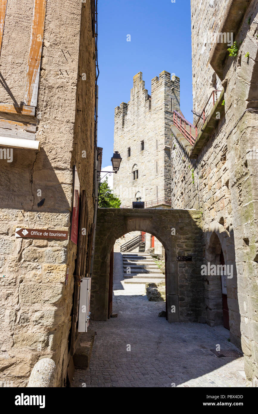 La Cité medievale di Carcassonne, dipartimento francese dell Aude, Regione Occitanie, Francia. Il Tour du Trésau o Trésor. Foto Stock