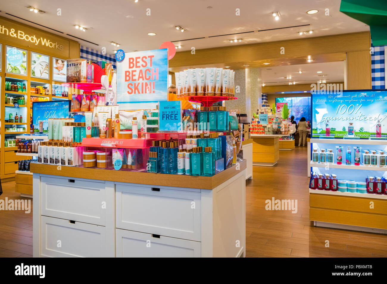 Bath & Body Works, negozio interno, Los Angeles, la California, CA, Stati  Uniti d'America Foto stock - Alamy